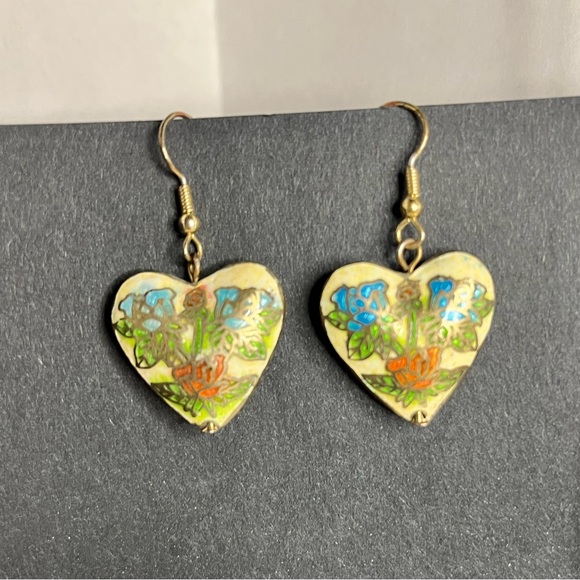 Vintage Cloisonne Enamel Porcelain Heart Floral Ornament Gold Brass - Picture 4 of 10